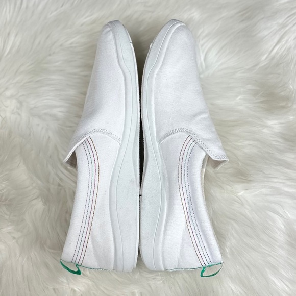 Vionic Beach White Marshall Slip On Sneakers - Picture 3 of 9